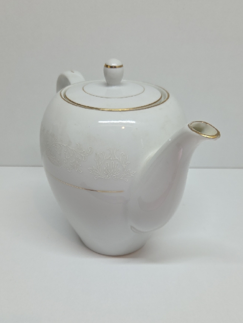 Tea Pot - Picture 2 of 11